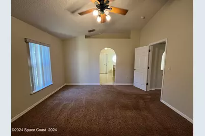 1723 Vista Lake Circle, Melbourne, FL 32904 - Photo 10