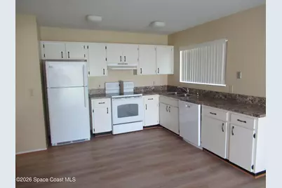 971 Hooper Avenue NE, Palm Bay, FL 32905 - Photo 4