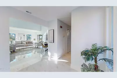 807 W Central Boulevard, Cape Canaveral, FL 32920 - Photo 20