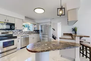 807 W Central Blvd, Cape Canaveral, FL 32920 - Photo 10