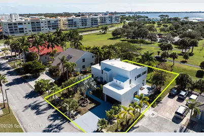 807 W Central Boulevard, Cape Canaveral, FL 32920 - Photo 6