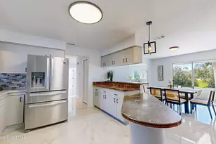 807 W Central Blvd, Cape Canaveral, FL 32920 - Photo 12