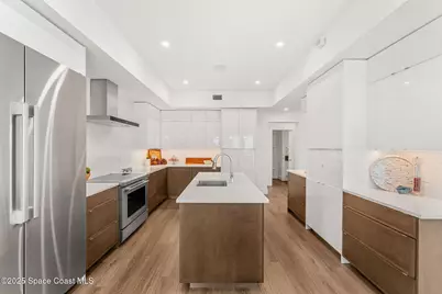 1081 S Atlantic Avenue, Cocoa Beach, FL 32931 - Photo 10