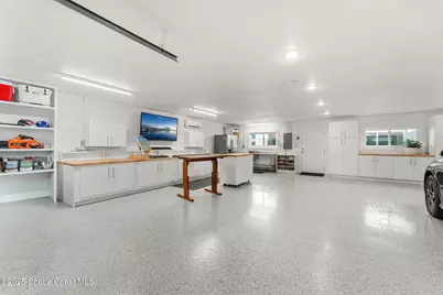 1081 S Atlantic Avenue, Cocoa Beach, FL 32931 - Photo 30