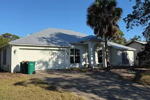 3195 Legendary Ln, Melbourne, FL 32935 - Photo 2