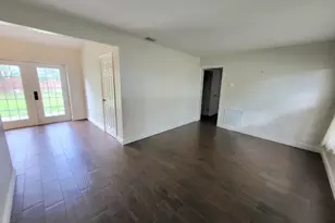 588 Charles Dr, Melbourne, FL 32935 - Photo 2