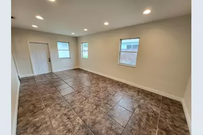 588 Charles Drive, Melbourne, FL 32935 - Photo 6