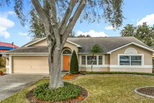 184 Cove Loop Dr, Merritt Island, FL 32953 - Photo 2