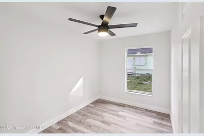 2720 Pineapple Avenue, Mims, FL 32754 - Photo 10