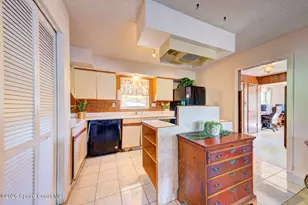 156 Jamaica Dr, Cocoa Beach, FL 32931 - Photo 14