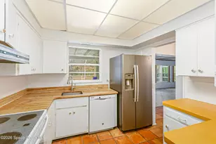 3835 Mockingbird Dr, Vero Beach, FL 32963 - Photo 12