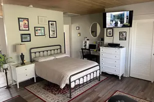 2095 Pineapple Ave, Melbourne, FL 32935 - Photo 6