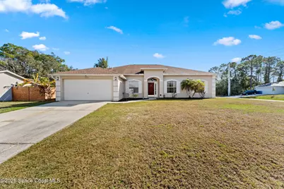 1005 Blau Court NW, Palm Bay, FL 32907 - Photo 1