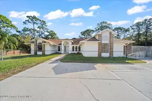 3055 Kershaw Ct, Melbourne, FL 32934 - Photo 1