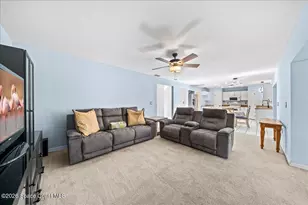 1640 Vista Lake Cir, Melbourne, FL 32904 - Photo 16