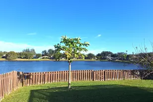 4550 Bellaluna Dr, Melbourne, FL 32904 - Photo 28