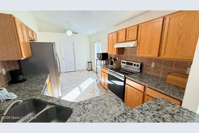 4550 Bellaluna Drive, Melbourne, FL 32904 - Photo 6