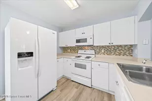 870 Luminary Cir, Melbourne, FL 32901 - Photo 8