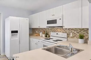 870 Luminary Cir, Melbourne, FL 32901 - Photo 4