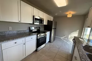 934 Lynbrook St NW, Palm Bay, FL 32907 - Photo 8