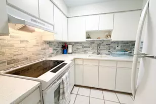 3190 N Atlantic Ave, Cocoa Beach, FL 32931 - Photo 6