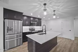 1032 Tevis St SE, Palm Bay, FL 32909 - Photo 8