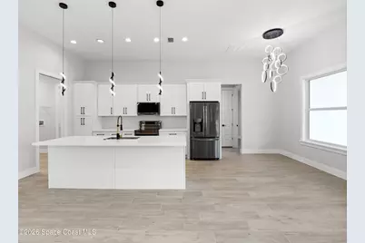 2725 Fields Avenue SE, Palm Bay, FL 32909 - Photo 4