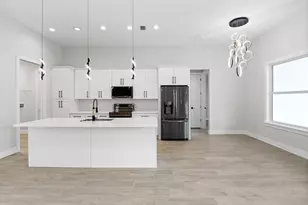 2725 Fields Ave SE, Palm Bay, FL 32909 - Photo 4