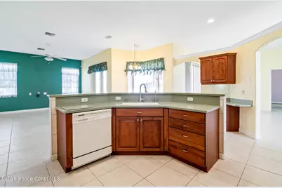 2567 Canterbury Circle, Rockledge, FL 32955 - Photo 14