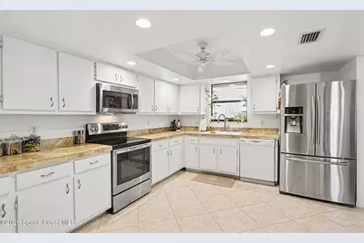 118 Christine Circle, Satellite Beach, FL 32937 - Photo 12