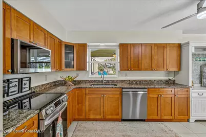 2007 Oak Street, Melbourne Beach, FL 32951 - Photo 10