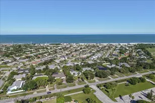 2007 Oak St, Melbourne Beach, FL 32951 - Photo 40