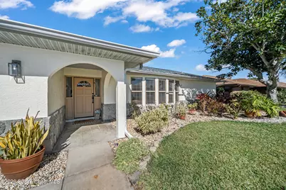 2054 Bottlebrush Drive, Melbourne, FL 32935 - Photo 4