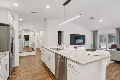 1830 Radcliff Avenue SE, Palm Bay, FL 32909 - Photo 6