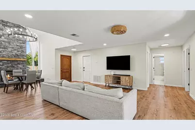 1315 Coventry Circle, Melbourne, FL 32904 - Photo 6