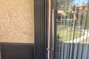 247 San Juan Cir, Melbourne, FL 32935 - Photo 10