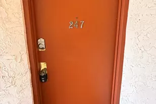 247 San Juan Cir, Melbourne, FL 32935 - Photo 2