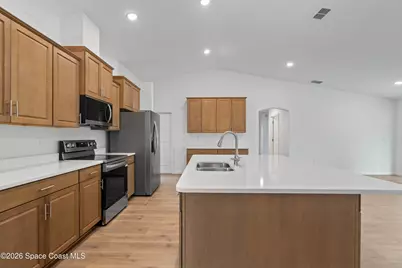 341 Christmas Avenue SE, Palm Bay, FL 32909 - Photo 18