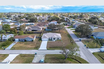 341 Christmas Avenue SE, Palm Bay, FL 32909 - Photo 60