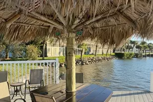 390 W Cocoa Beach Causeway, Cocoa Beach, FL 32931 - Photo 2