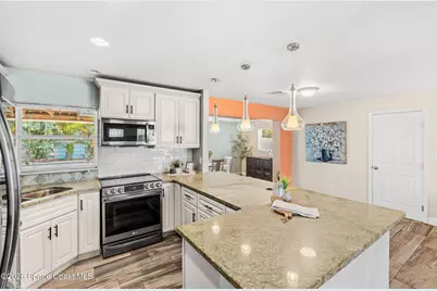 340 W Exeter Street, Satellite Beach, FL 32937 - Photo 16