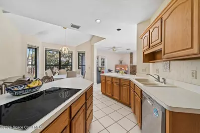 594 Hummingbird Drive, Indialantic, FL 32903 - Photo 6