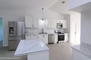 711 Kempten St NW, Palm Bay, FL 32907 - Photo 10