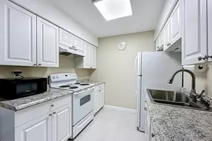 190 E Olmstead Dr, Titusville, FL 32780 - Photo 12