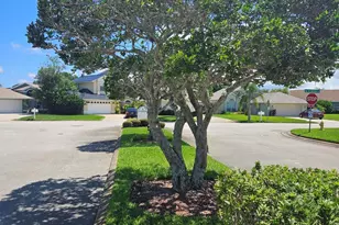 3904 St Armens Cir, Melbourne, FL 32934 - Photo 28