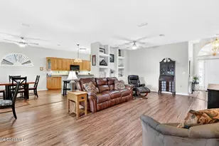 545 Willowgreen Ln, Titusville, FL 32780 - Photo 8