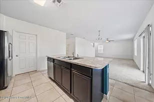 4795 Pagosa Springs Cir, Melbourne, FL 32901 - Photo 10