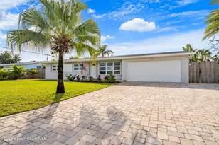 166 SE 1st St, Satellite Beach, FL 32937 - Photo 4