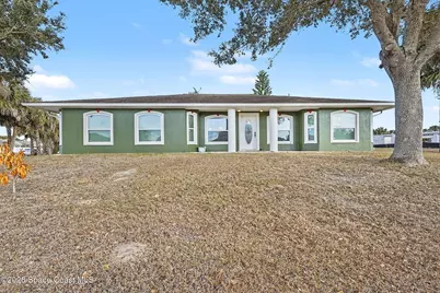 598 Gantry Street SW, Palm Bay, FL 32908 - Photo 4