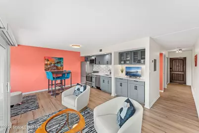 1209 E New Haven Avenue #301, Melbourne, FL 32901 - Photo 6